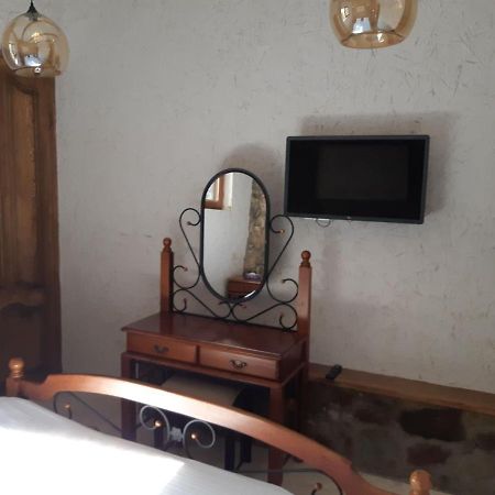 Alpine Castle Hotel 딜리잔 외부 사진
