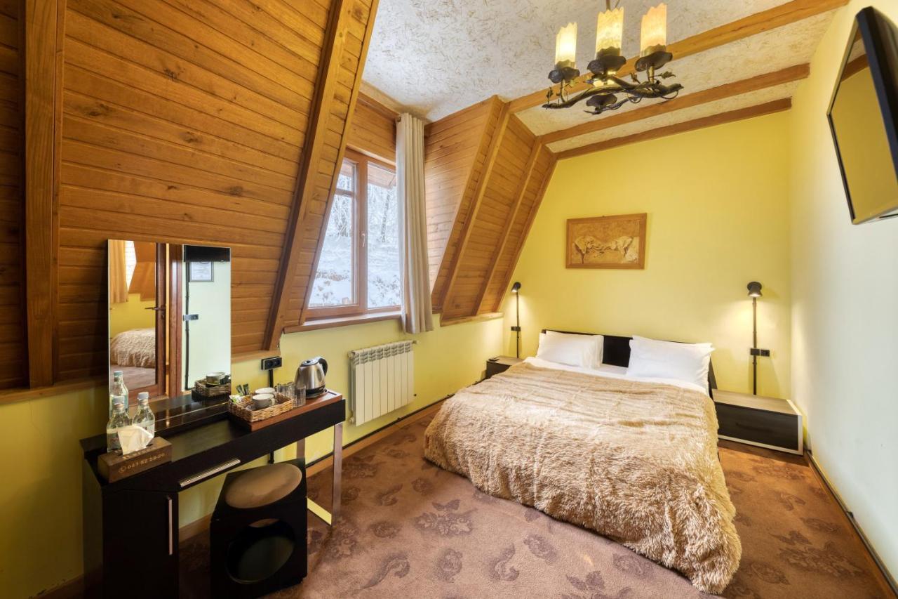 Alpine Castle Hotel 딜리잔 외부 사진