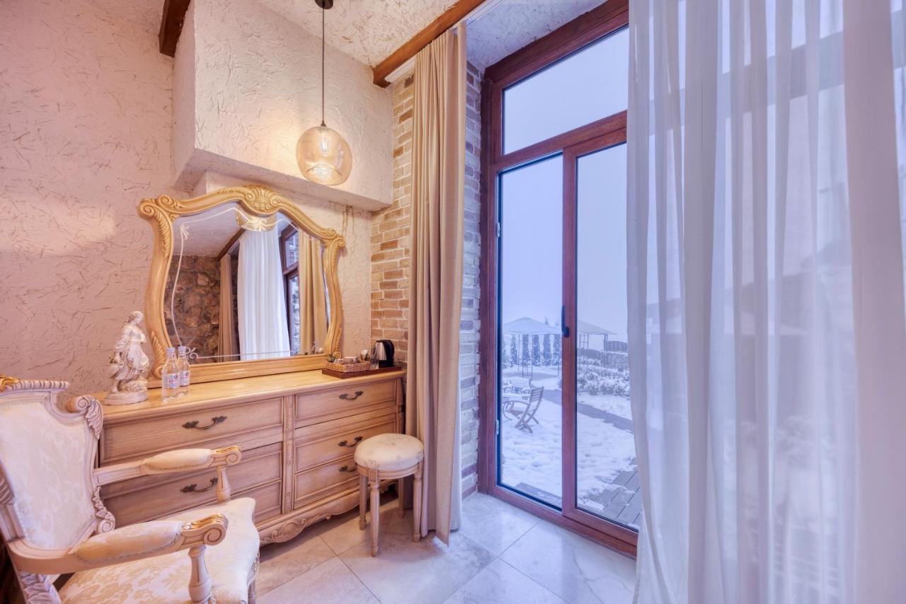 Alpine Castle Hotel 딜리잔 외부 사진
